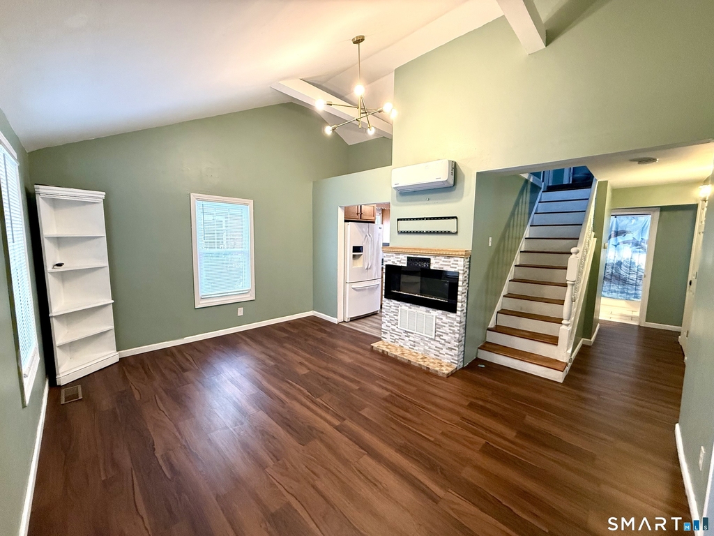 42 Wells Avenue - Photo 3