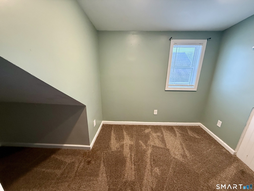 42 Wells Avenue - Photo 12