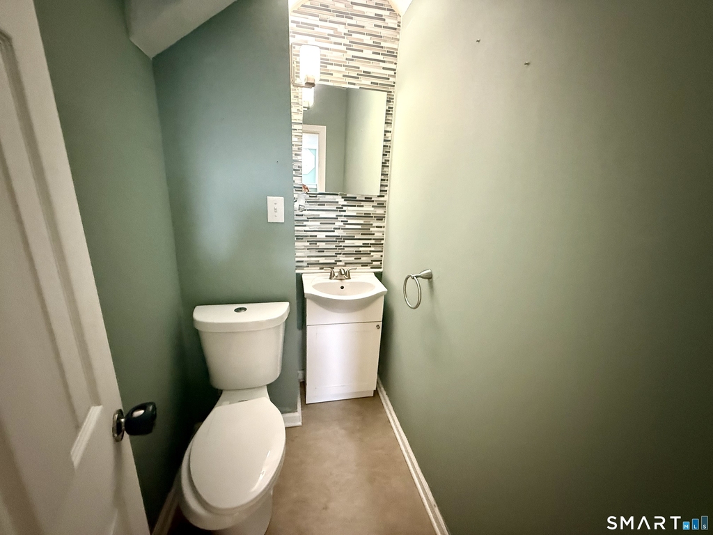 42 Wells Avenue - Photo 13
