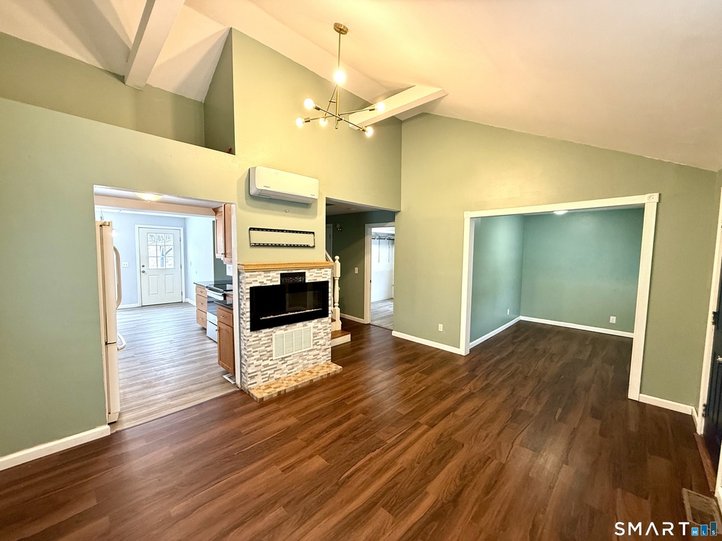 42 Wells Avenue - Photo 2