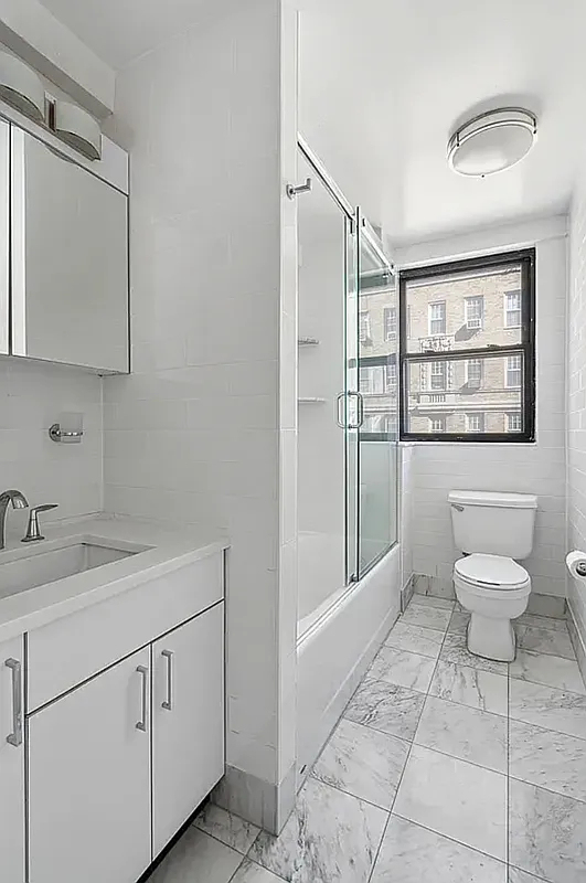 5th Avenue - Photo 5