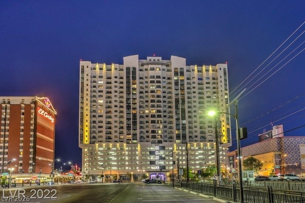 150 Las Vegas Boulevard - Photo 0