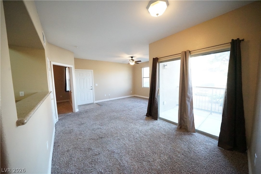 8000 W Badura Avenue - Photo 7