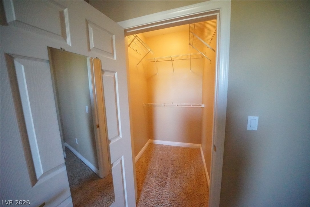8000 W Badura Avenue - Photo 17