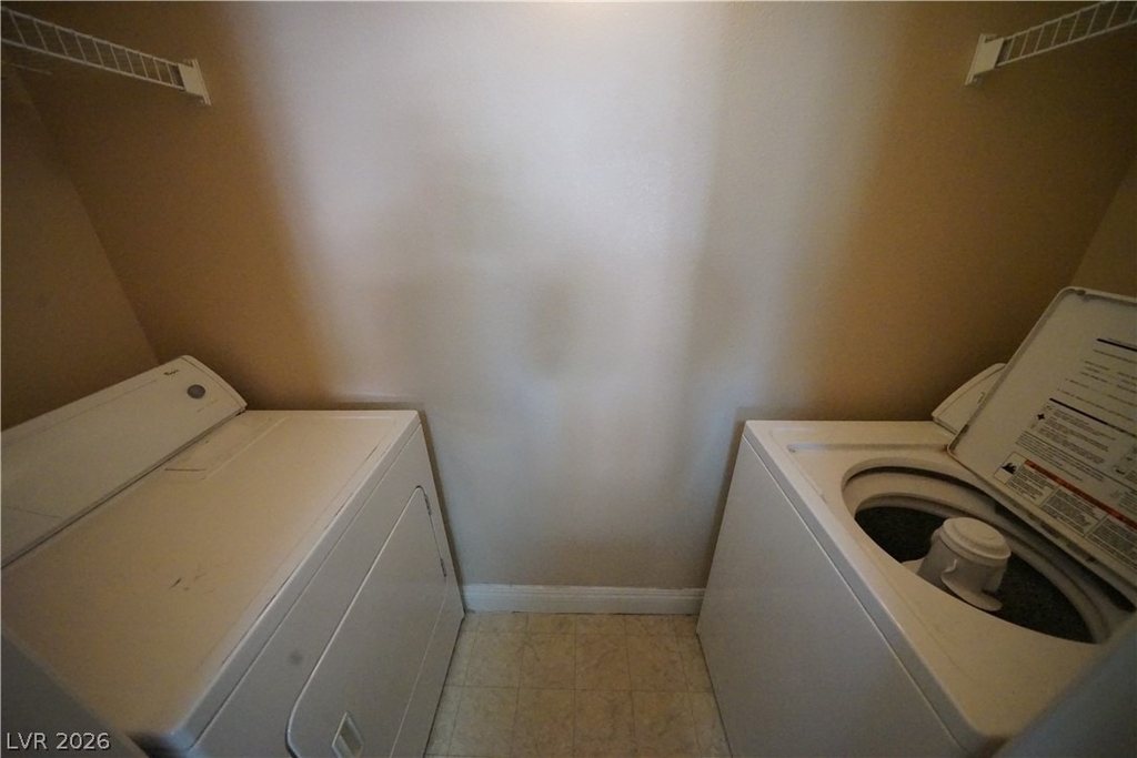 8000 W Badura Avenue - Photo 14