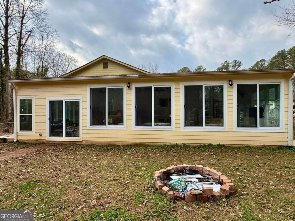 1795 San Andra Drive - Photo 2