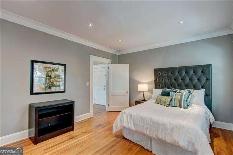 722 Ponce De Leon Court Ne - Photo 14