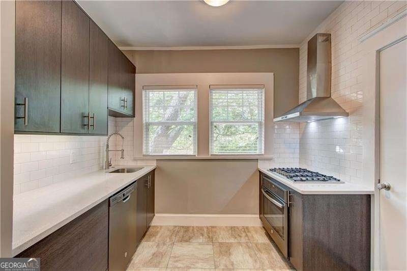 722 Ponce De Leon Court Ne - Photo 21