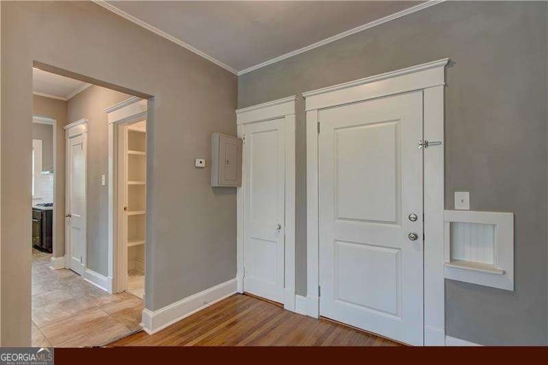 722 Ponce De Leon Court Ne - Photo 9