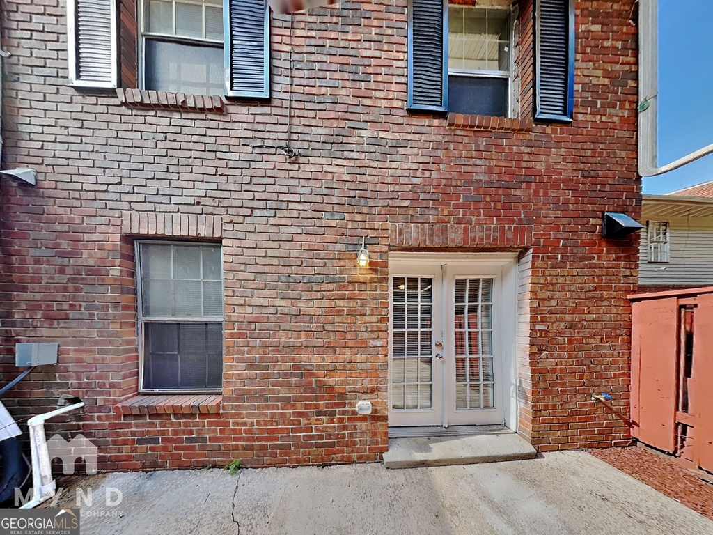 1963 Whitehall Forest Court Se - Photo 16