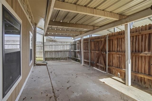3825 Old Faithful Court - Photo 31