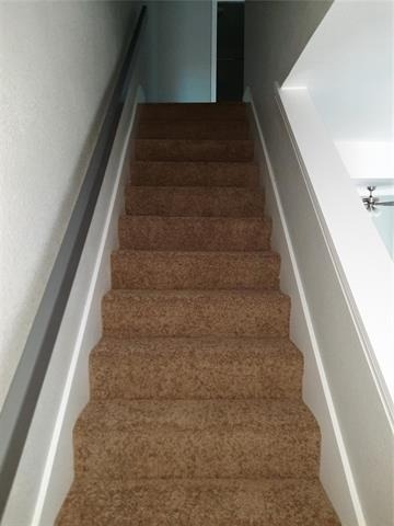 1011 Vine Street - Photo 4