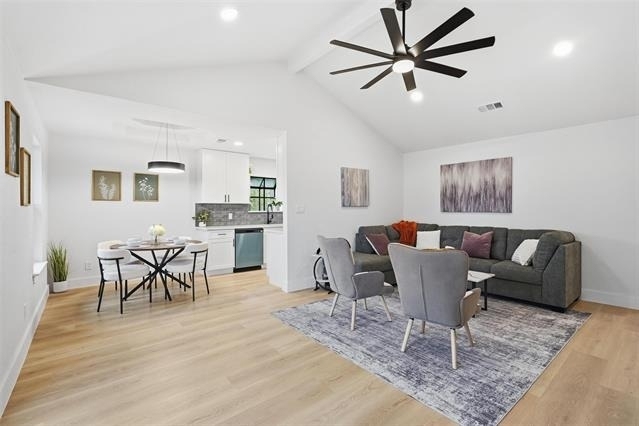 763 Lakeside Drive - Photo 3