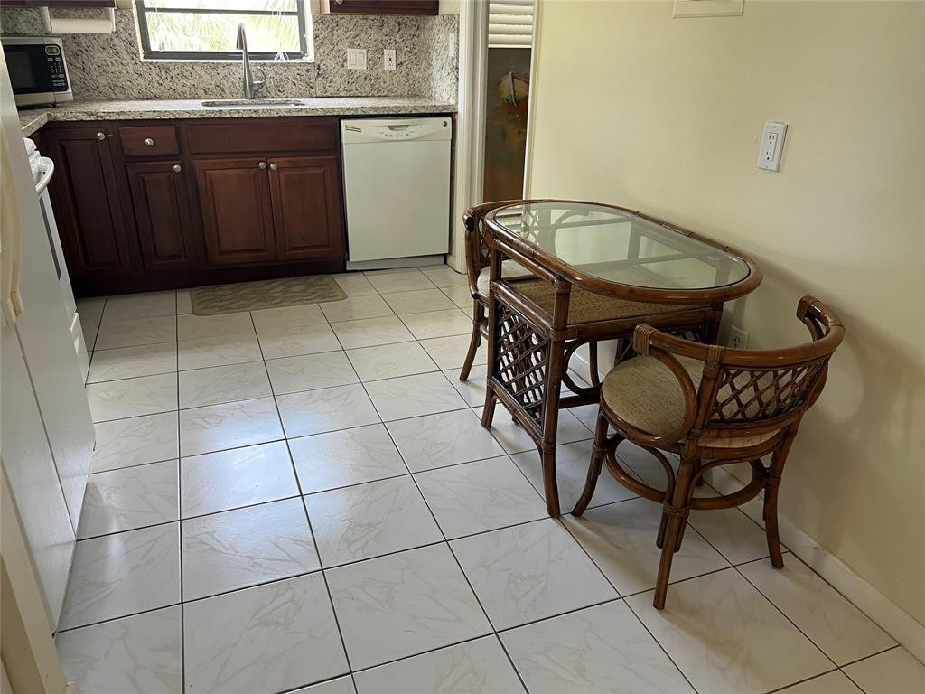 445 Se 21st Avenue - Photo 6