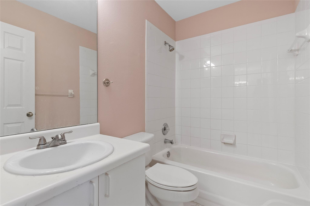1186 Sw 44th Avenue - Photo 18