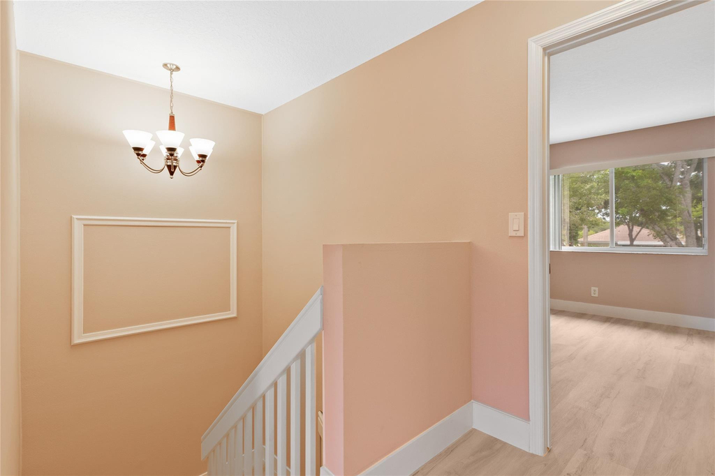 1186 Sw 44th Avenue - Photo 17