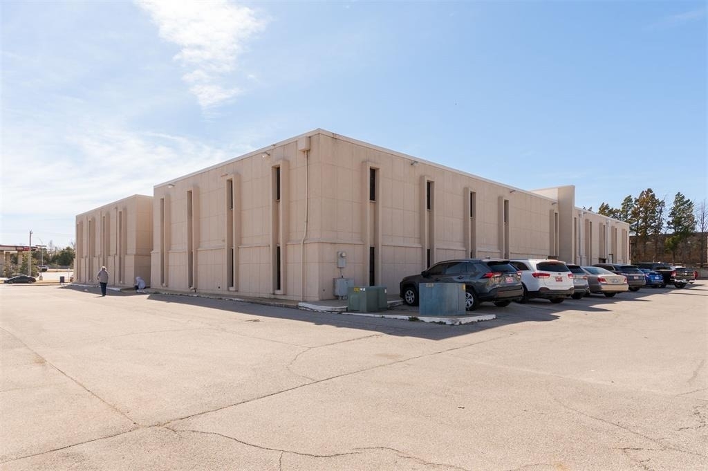 3801 Nw 63rd Street - Photo 3
