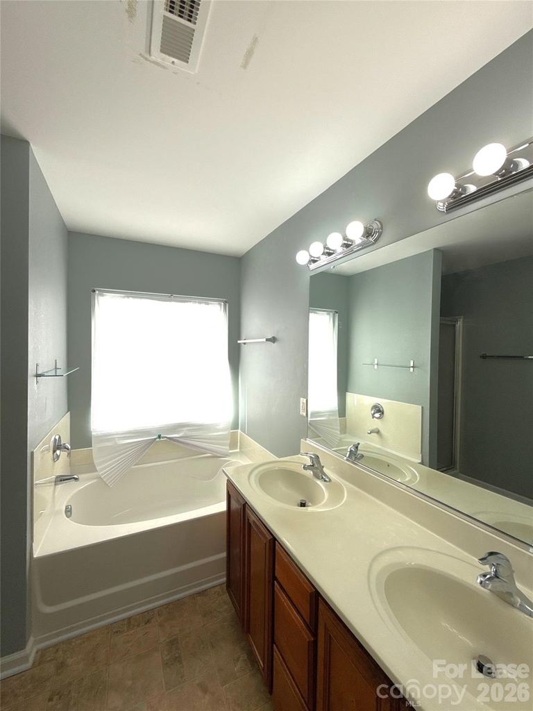 7023 Brighton Park Drive - Photo 15
