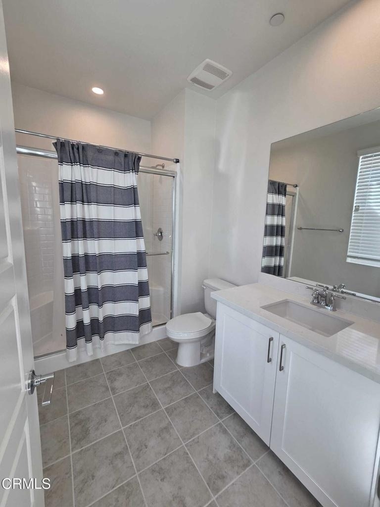 711 Winchester Drive - Photo 5