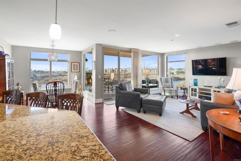 1019 Costa Pacifica Way - Photo 4