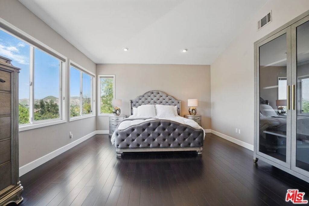 4040 Leighton Point Road - Photo 29