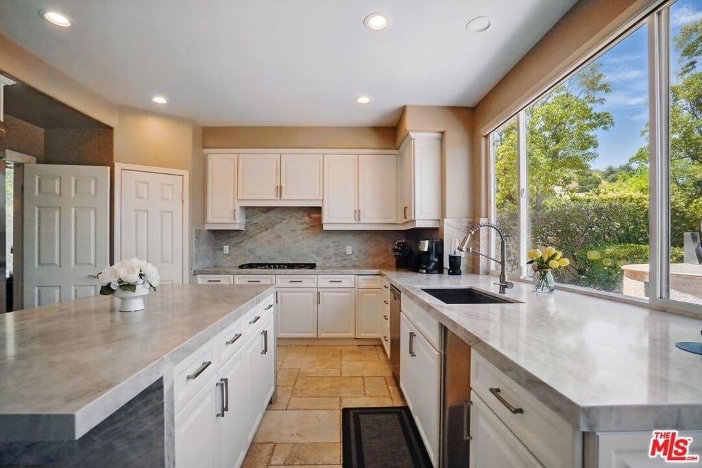 4040 Leighton Point Road - Photo 12