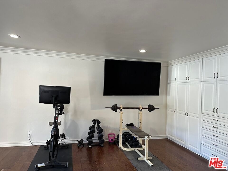 2120 San Ysidro Drive - Photo 32