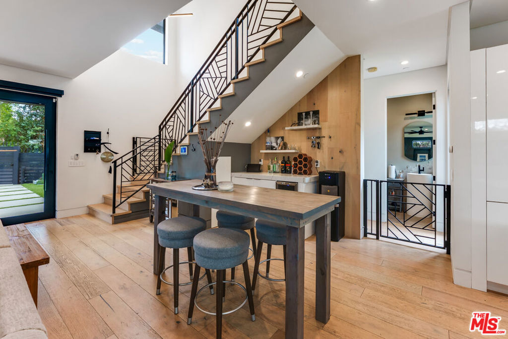 18589 Linnet Street - Photo 4