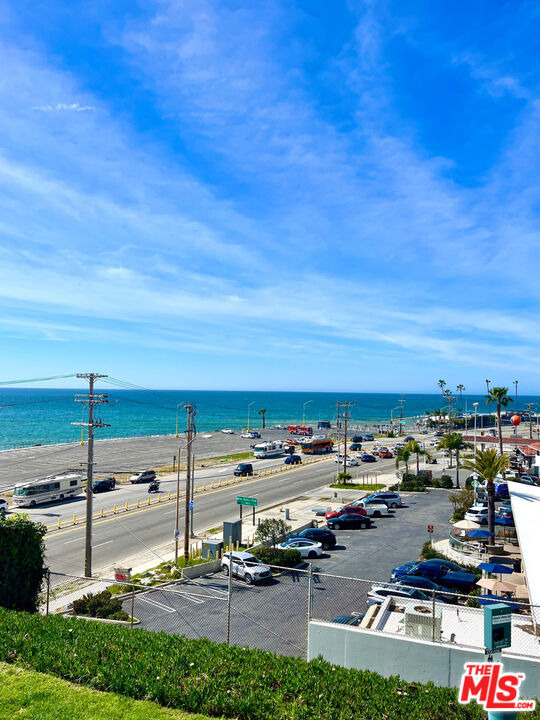 17350 W Sunset Boulevard - Photo 31