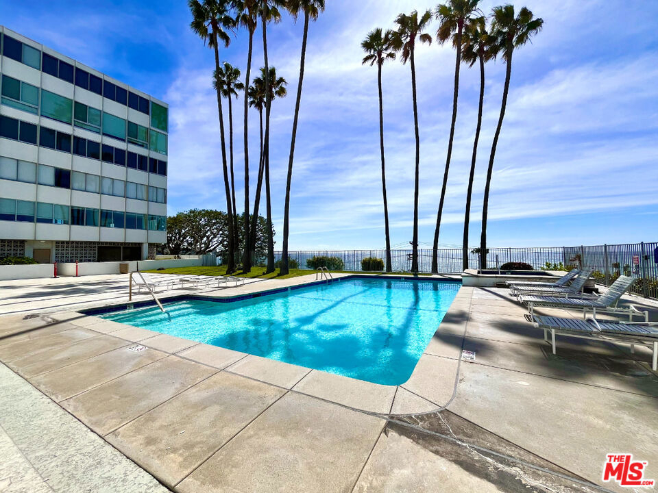 17350 W Sunset Boulevard - Photo 24