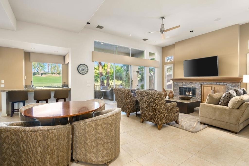 293 Desert Holly Drive - Photo 2