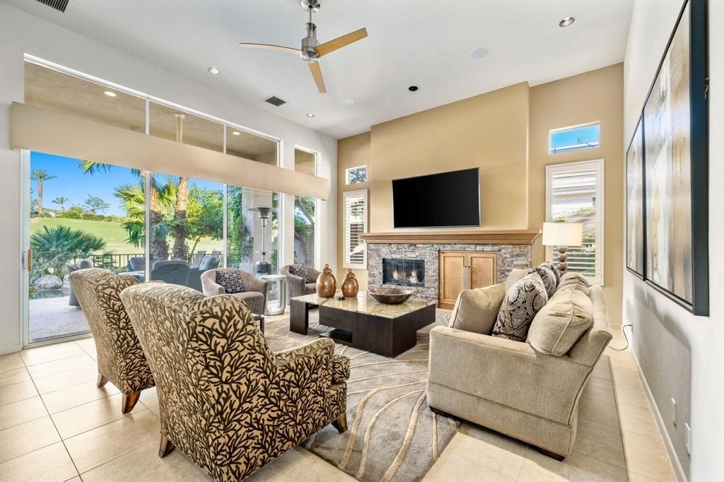 293 Desert Holly Drive - Photo 5