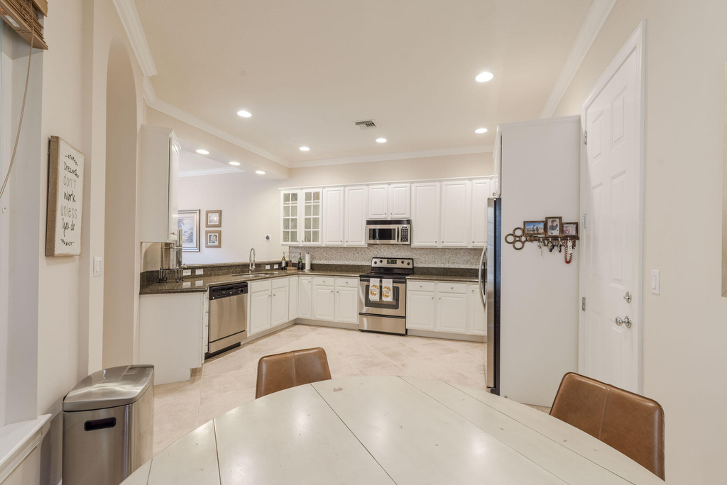 106 Renaissance Drive - Photo 15