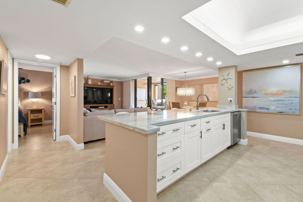 750 Egret 6109 Circle - Photo 3