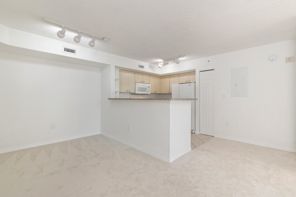 1801 N Flagler Drive - Photo 7