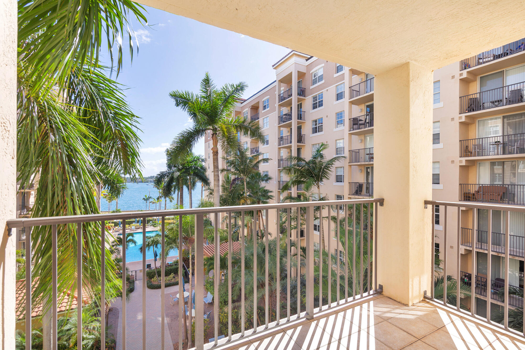 1801 N Flagler Drive - Photo 3