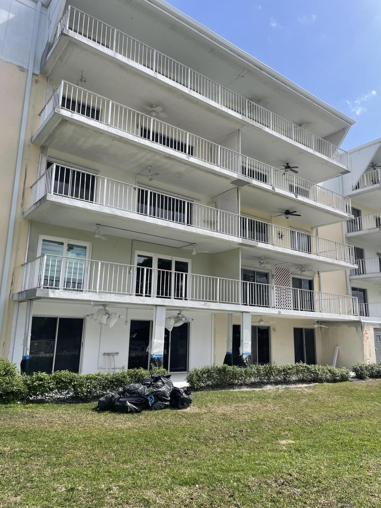 250 John F Kennedy Drive - Photo 2