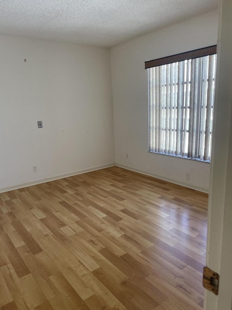 250 John F Kennedy Drive - Photo 12