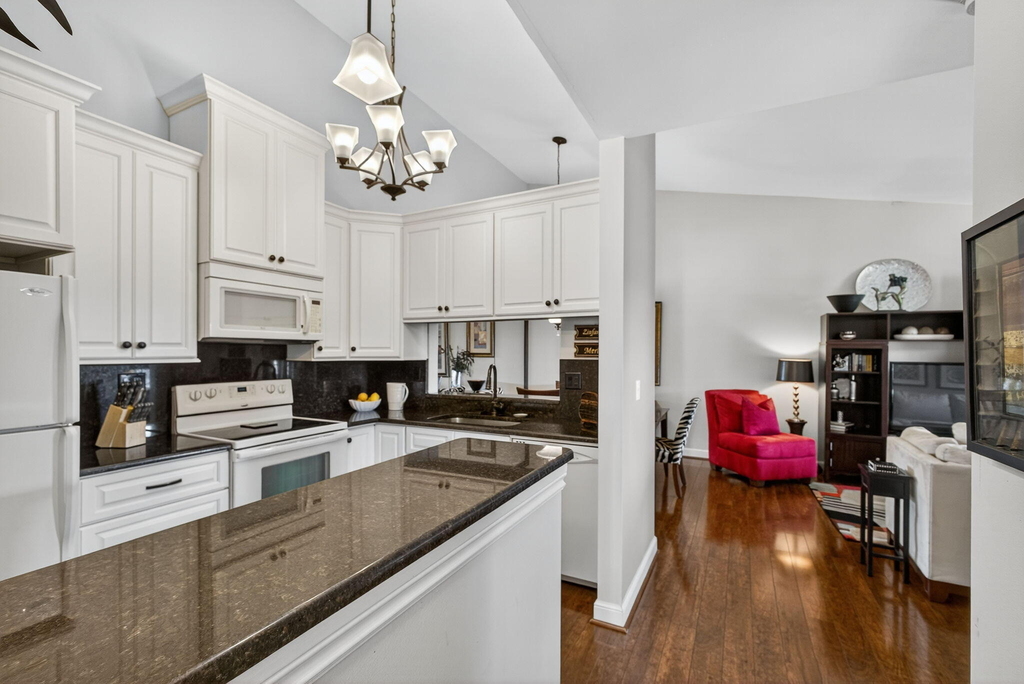 6485 Chasewood Drive - Photo 13
