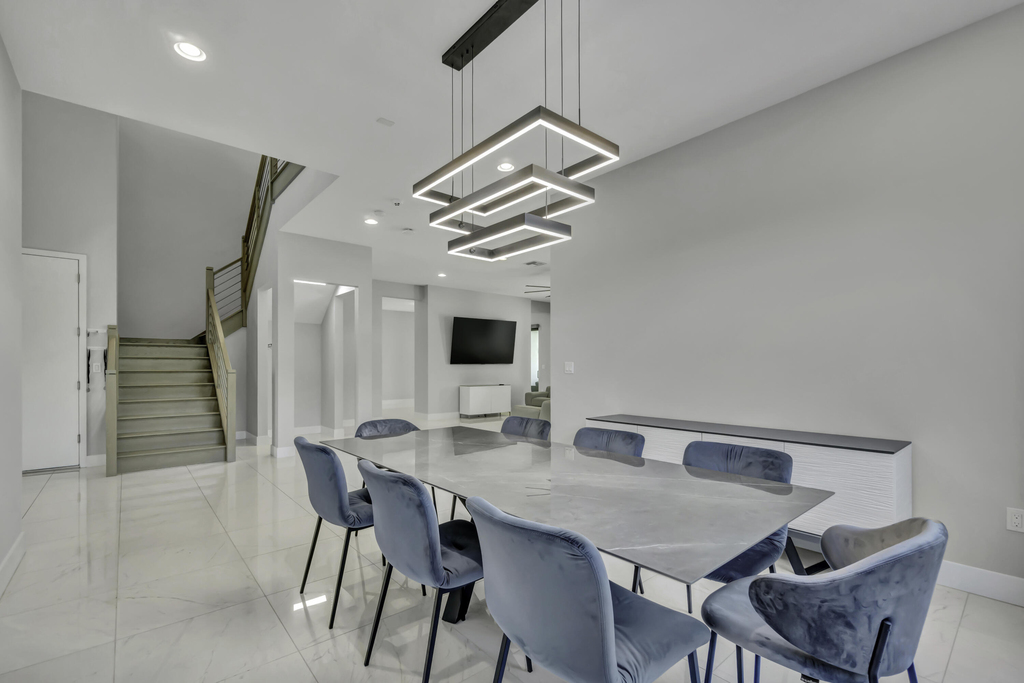 17081 Five Waters Avenue - Photo 20