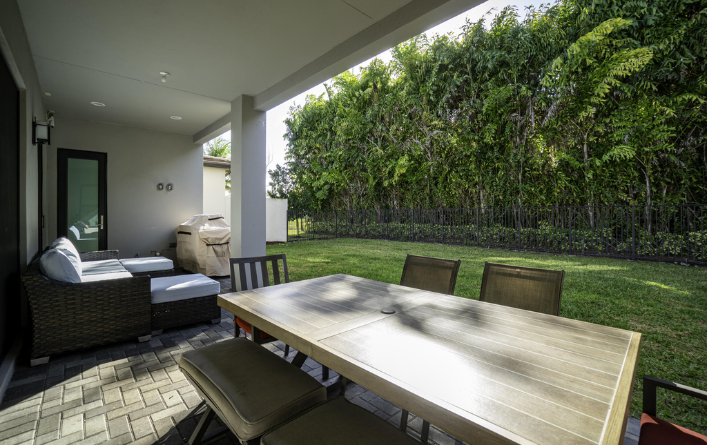 17081 Five Waters Avenue - Photo 13