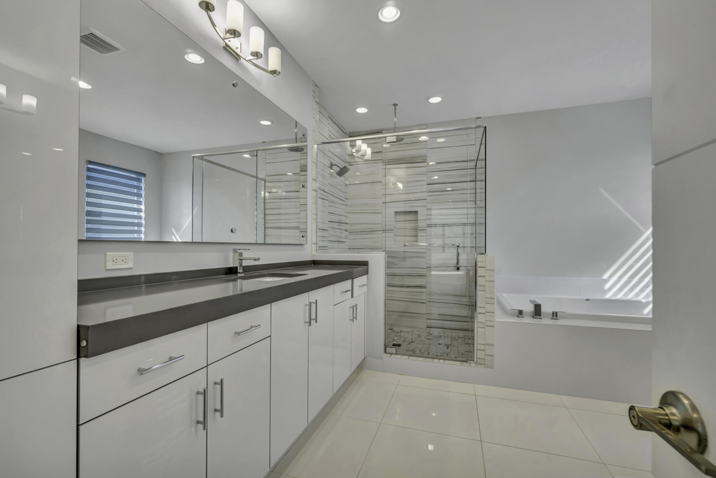 17081 Five Waters Avenue - Photo 48