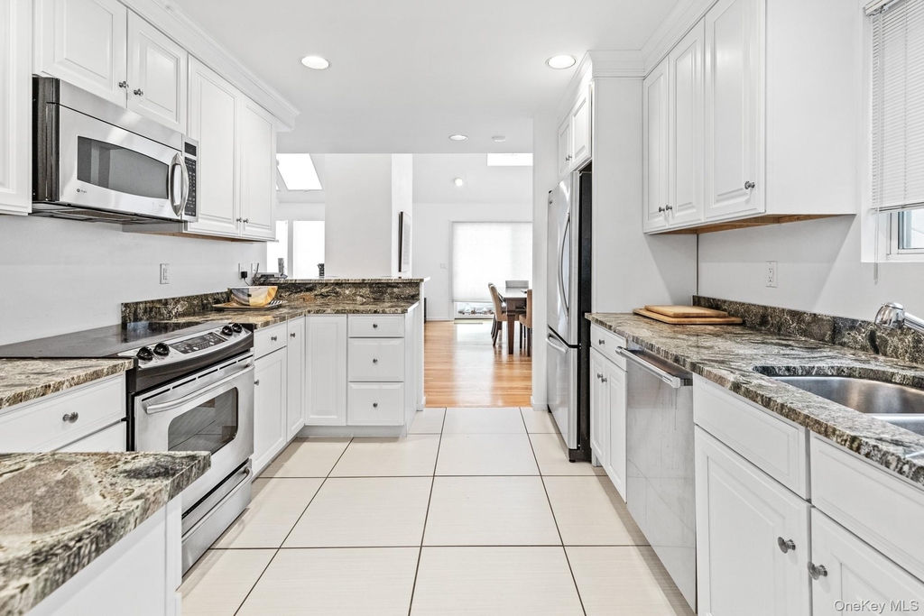 34 Park Circle - Photo 3
