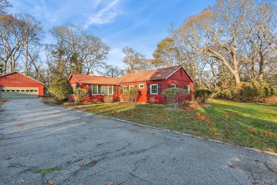 1850 Sterling Road - Photo 0