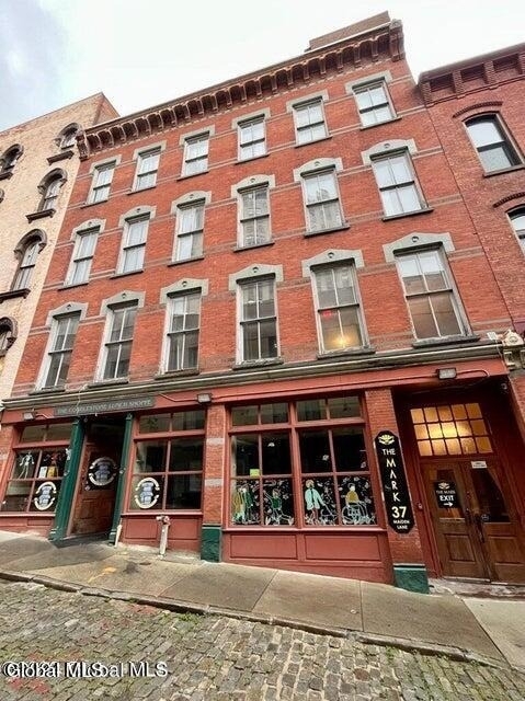 37 Maiden Lane - Photo 1