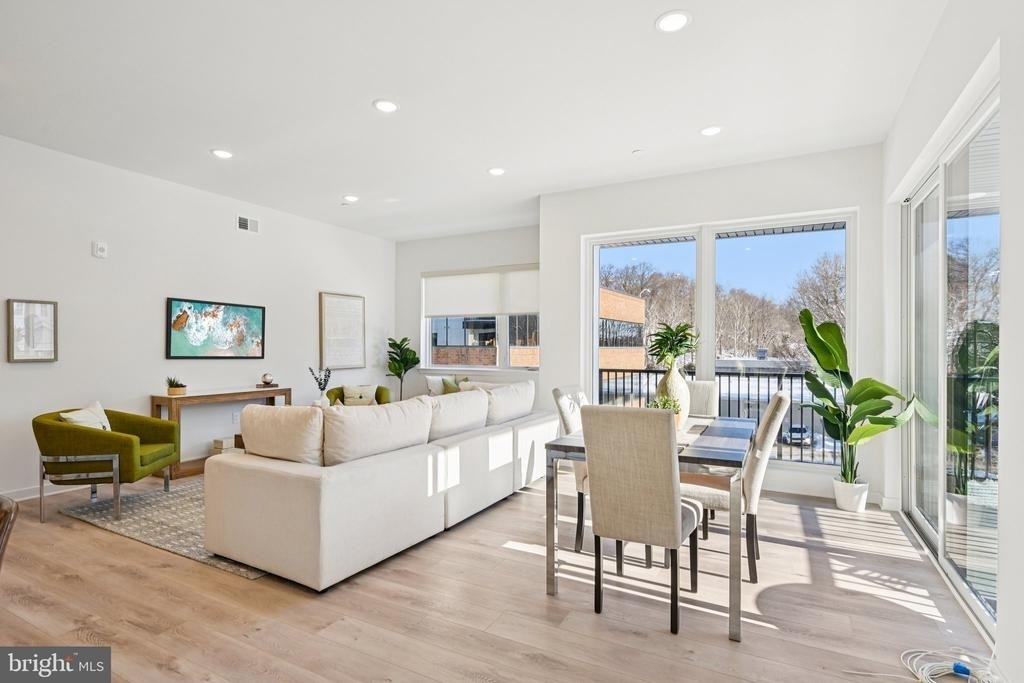 23 Rock Hill Road - Photo 3