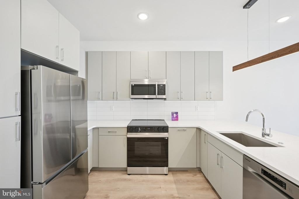 23 Rock Hill Road - Photo 2