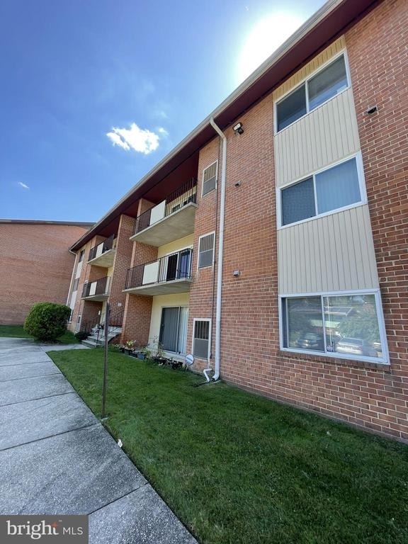 2309 Olson Street - Photo 11