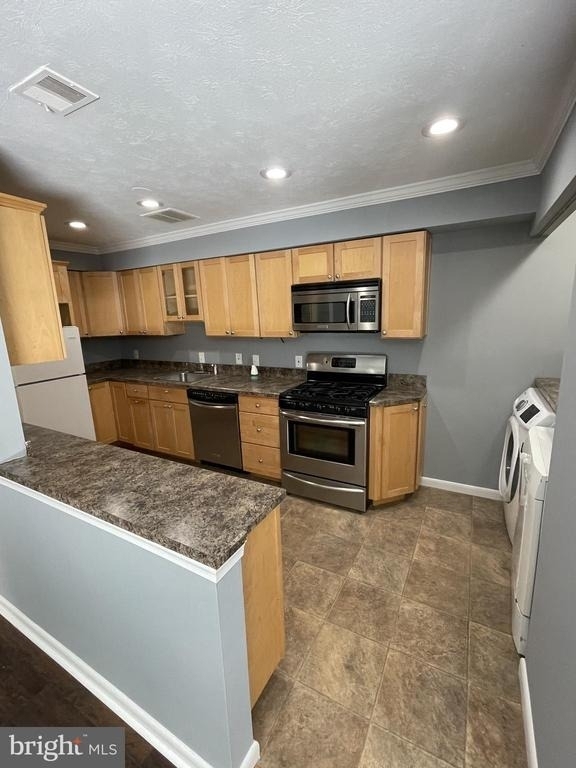 2309 Olson Street - Photo 4