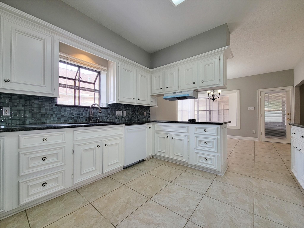 11614 Taos Lane - Photo 12